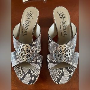 Beautiful leather Brighton sandals wore once in the house